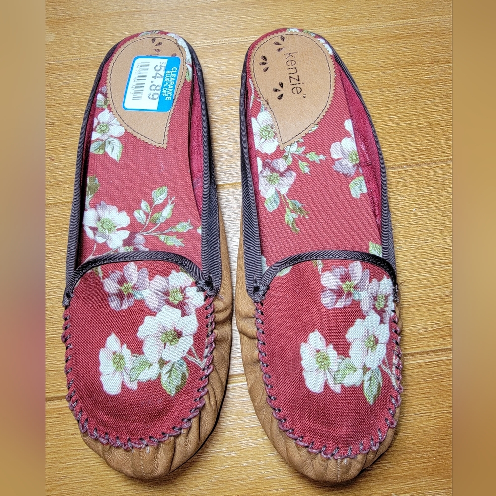 Kenzie Leather Moccasin‎ Slides - Size 10